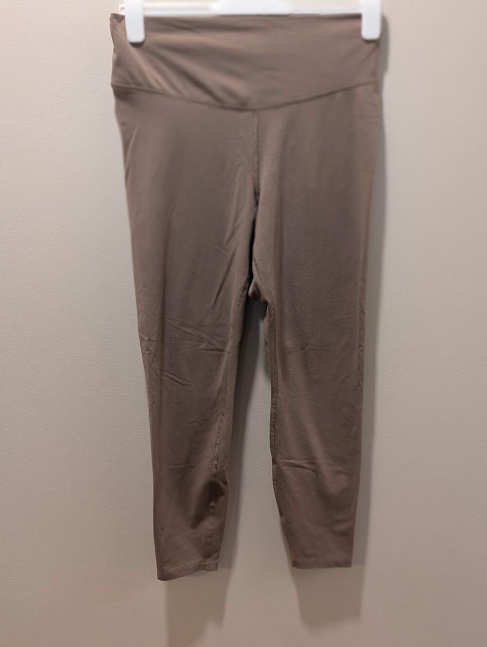 Old Navy Women's High Rise Powerchill Leggings size Large Stretch Leggings
